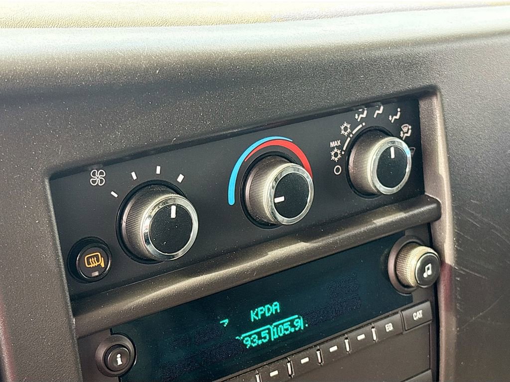 Used 2024 Chevrolet Express 3500 Extended w/ Driver Convenience Package image 15