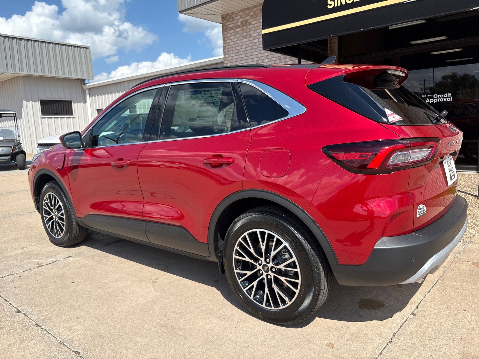 New 2025 Ford Escape SE image 10