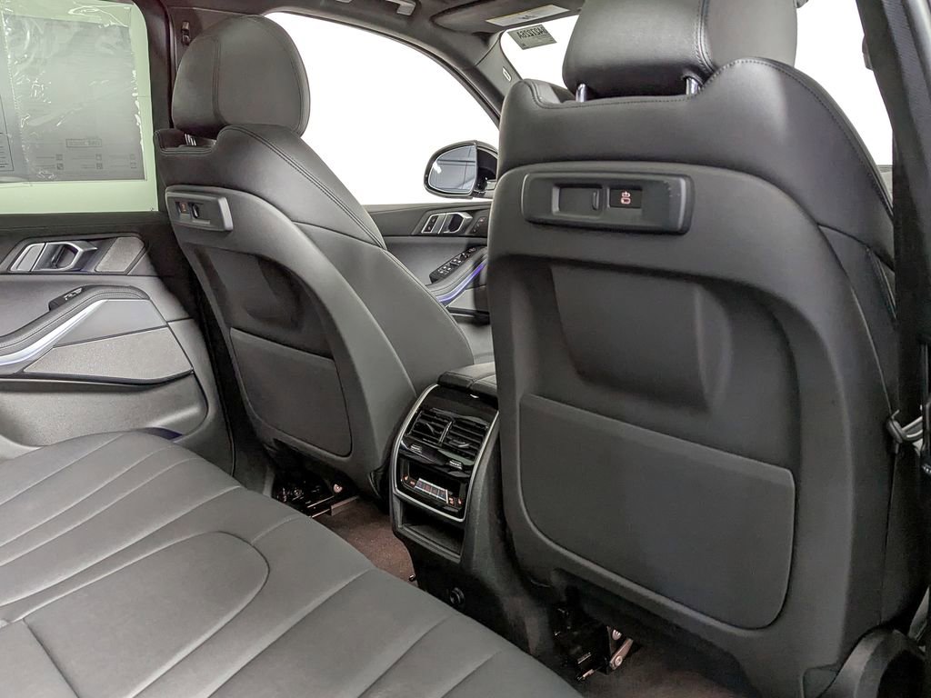 Used 2021 BMW X5 xDrive40i w/ Premium Package image 44