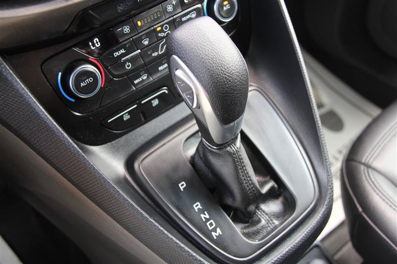 Used 2023 Ford Transit Connect XL FWD image 34