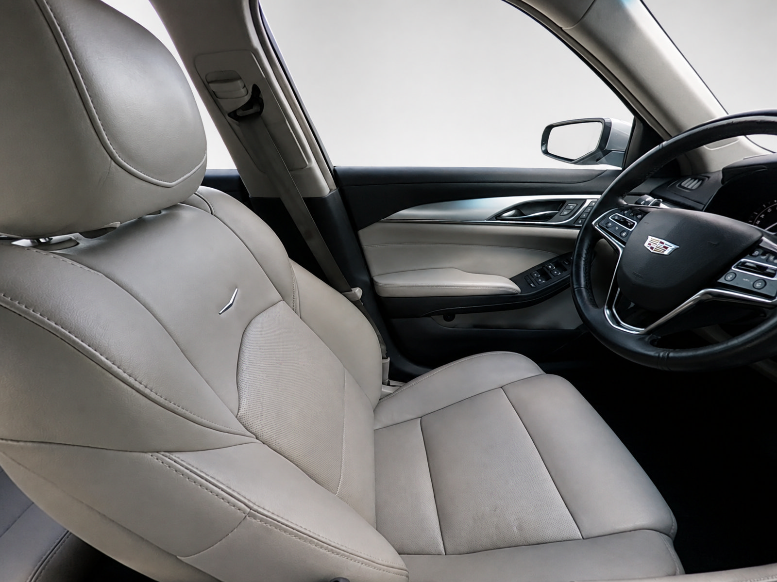 Used 2017 Cadillac CTS Luxury RWD image 10
