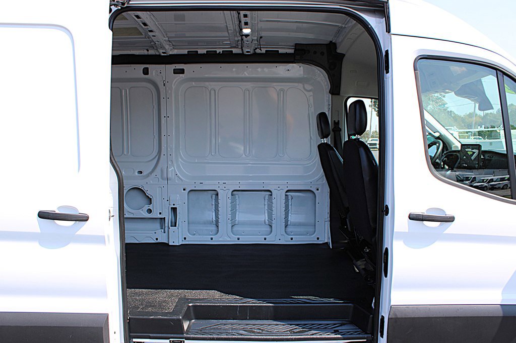 Used 2024 Ford Transit 250 148 Medium Roof image 9