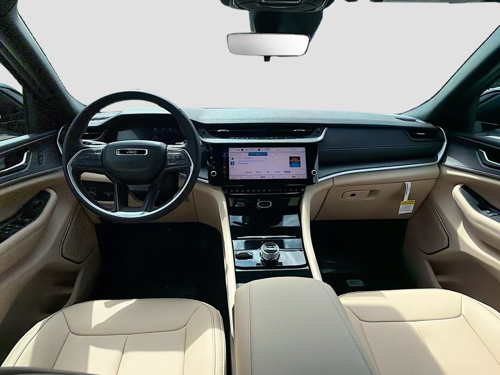 New 2026 Jeep Grand Cherokee L Limited AWD/4WD image 16