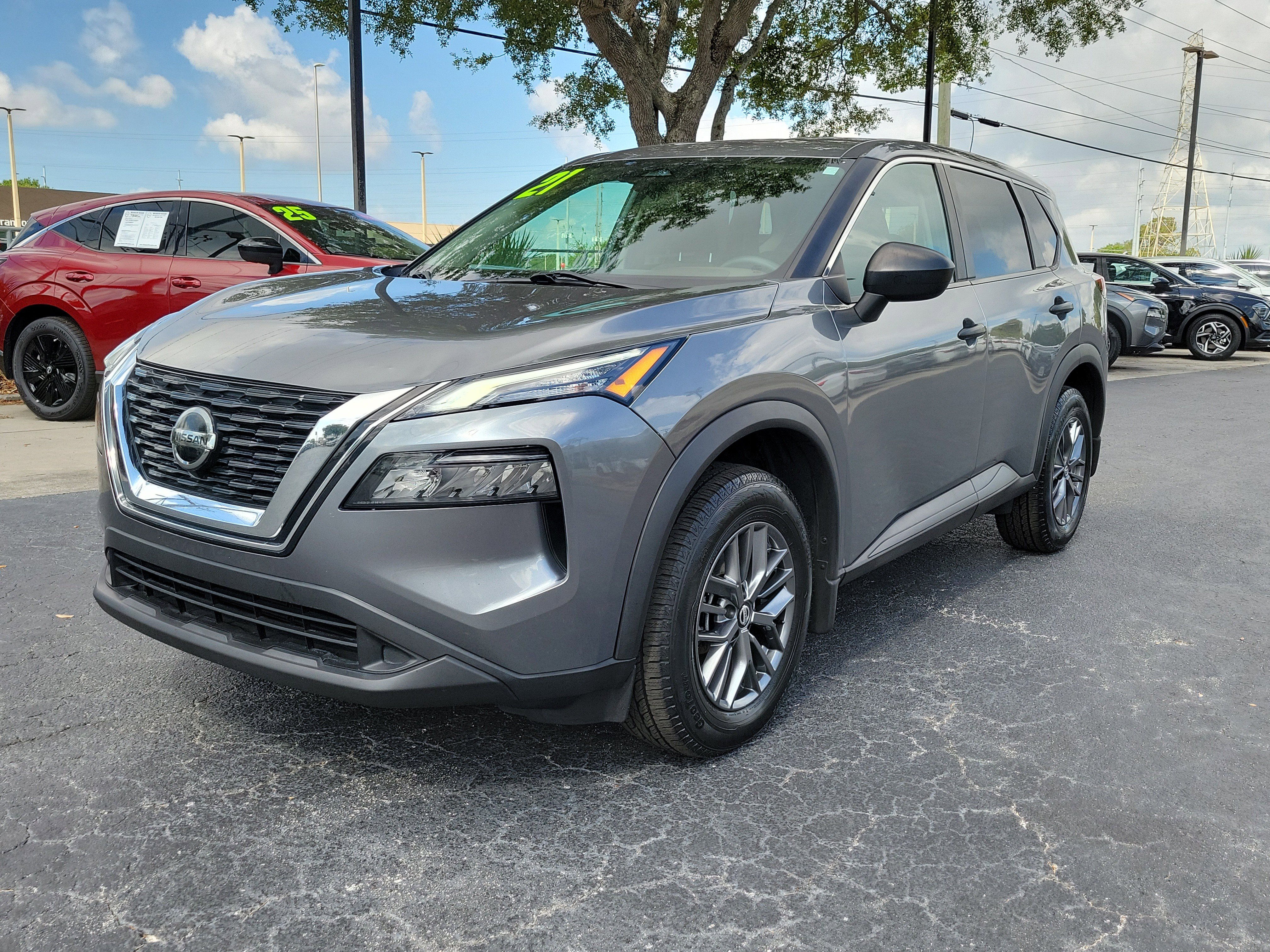Used 2021 Nissan Rogue S AWD/4WD image 3