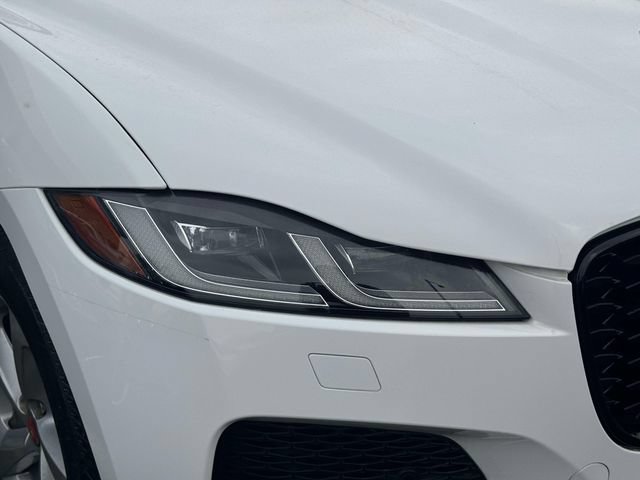 Used 2023 Jaguar F-PACE S AWD/4WD image 12