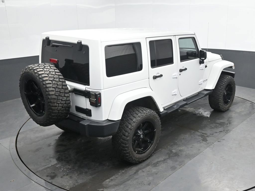 Used 2018 Jeep Wrangler Unlimited Sahara image 14
