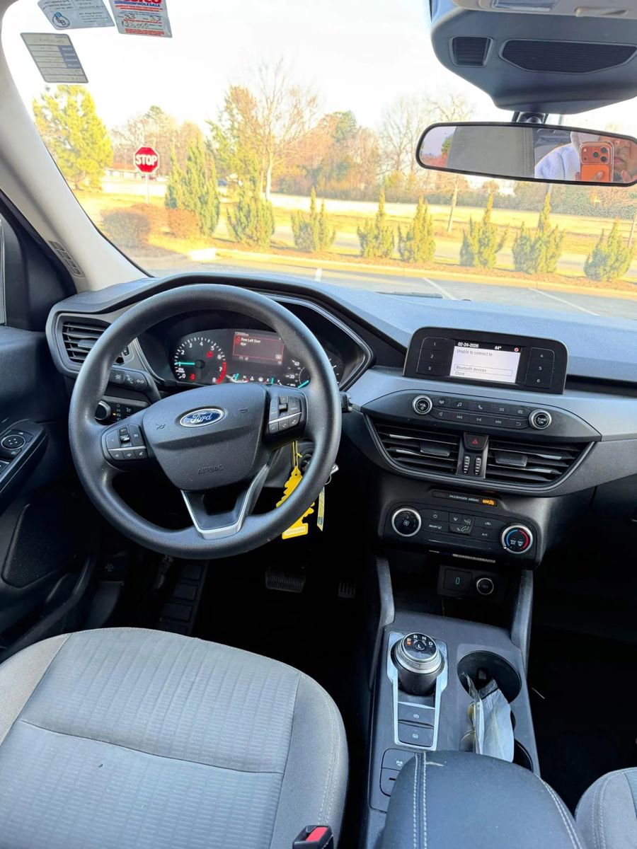 Used 2020 Ford Escape S image 13