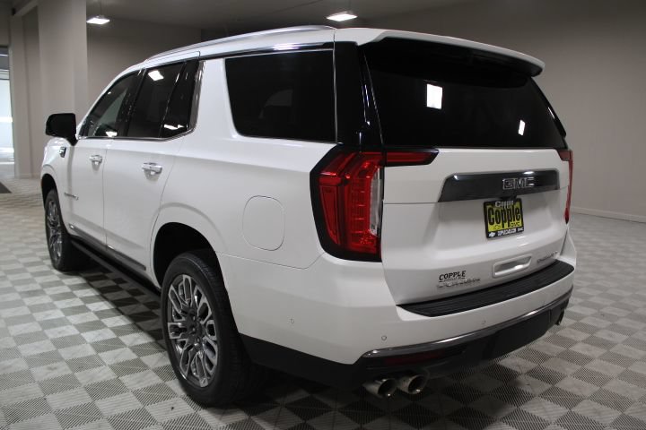 Used 2024 GMC Yukon Denali Ultimate AWD/4WD image 10