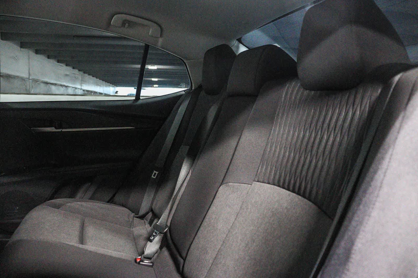 Used 2025 Toyota Camry LE FWD image 17
