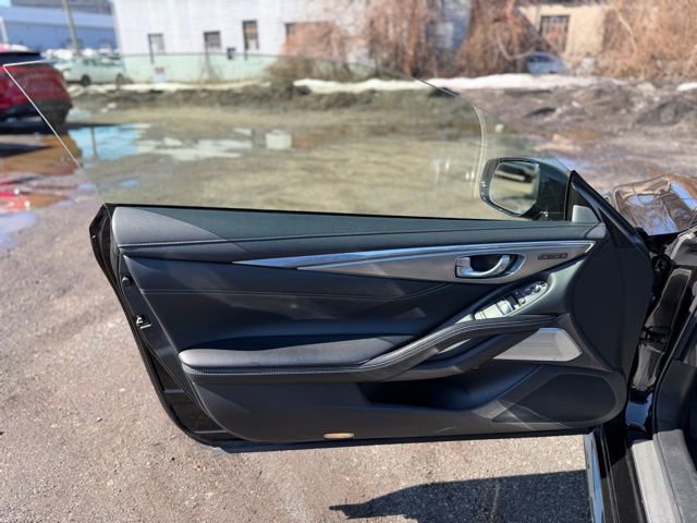 Used 2017 INFINITI Q60 w/ Premium Plus Package 3.0T image 14