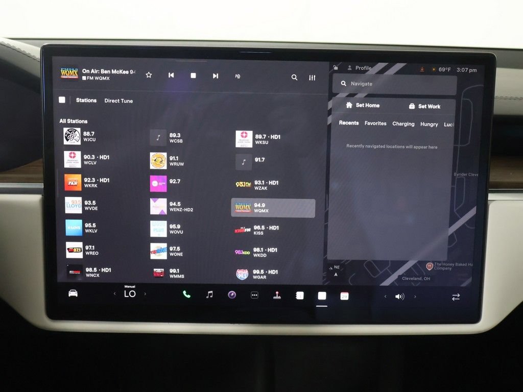 Used 2022 Tesla Model X AWD/4WD image 41
