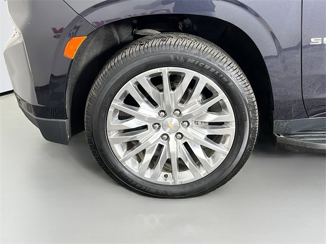 Used 2022 Chevrolet Suburban Premier image 28