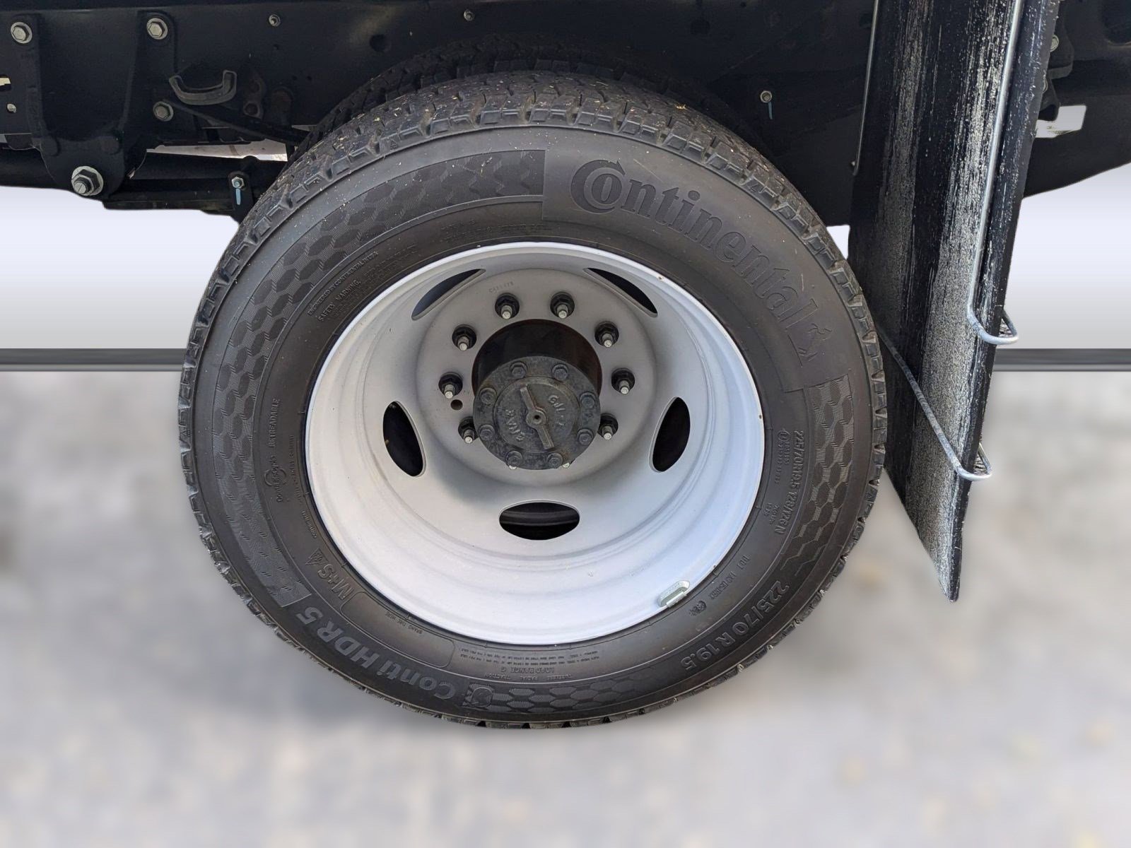 New 2024 Ford F550 2WD Regular Cab Super Duty image 10