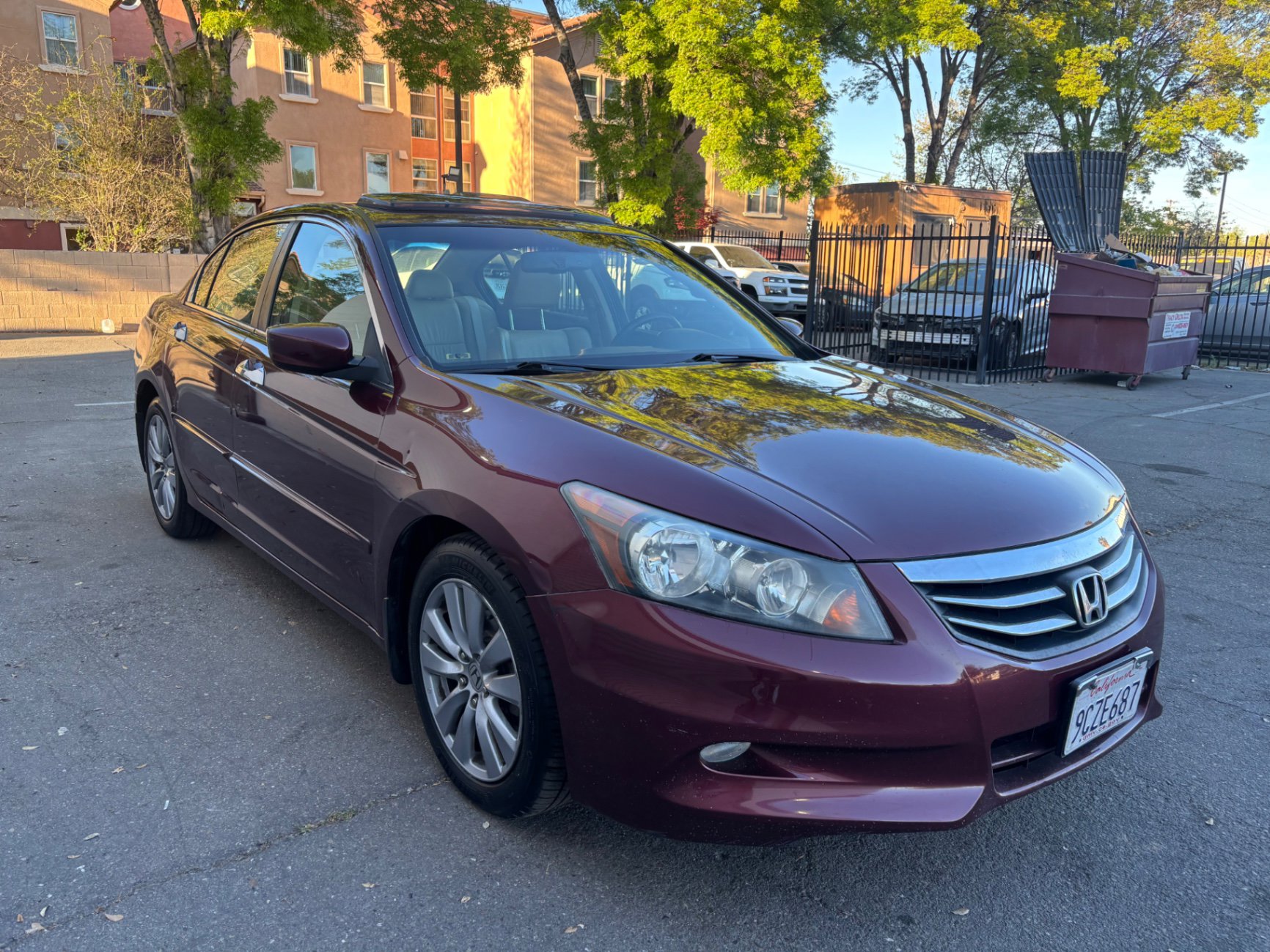 Used 2011 Honda Accord EX-L image 3