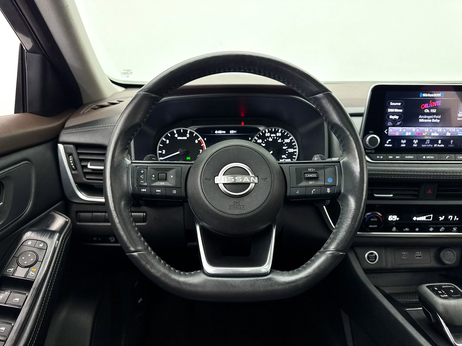 Used 2023 Nissan Rogue SV w/ SV Premium B Package AWD/4WD image 4