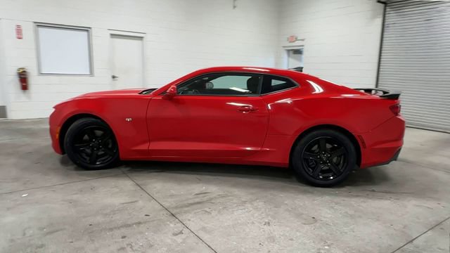 Used 2022 Chevrolet Camaro LT RWD image 8