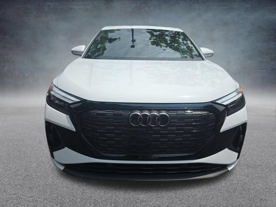 Used 2024 Audi Q4 e-tron Premium Plus w/ Premium Plus AWD/4WD image 8