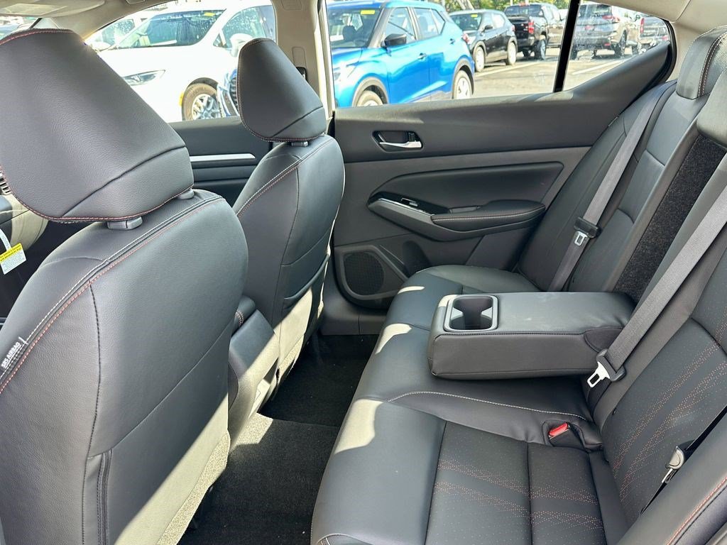 Certified 2025 Nissan Altima 2.5 SR w/ SR Premium Package FWD image 31