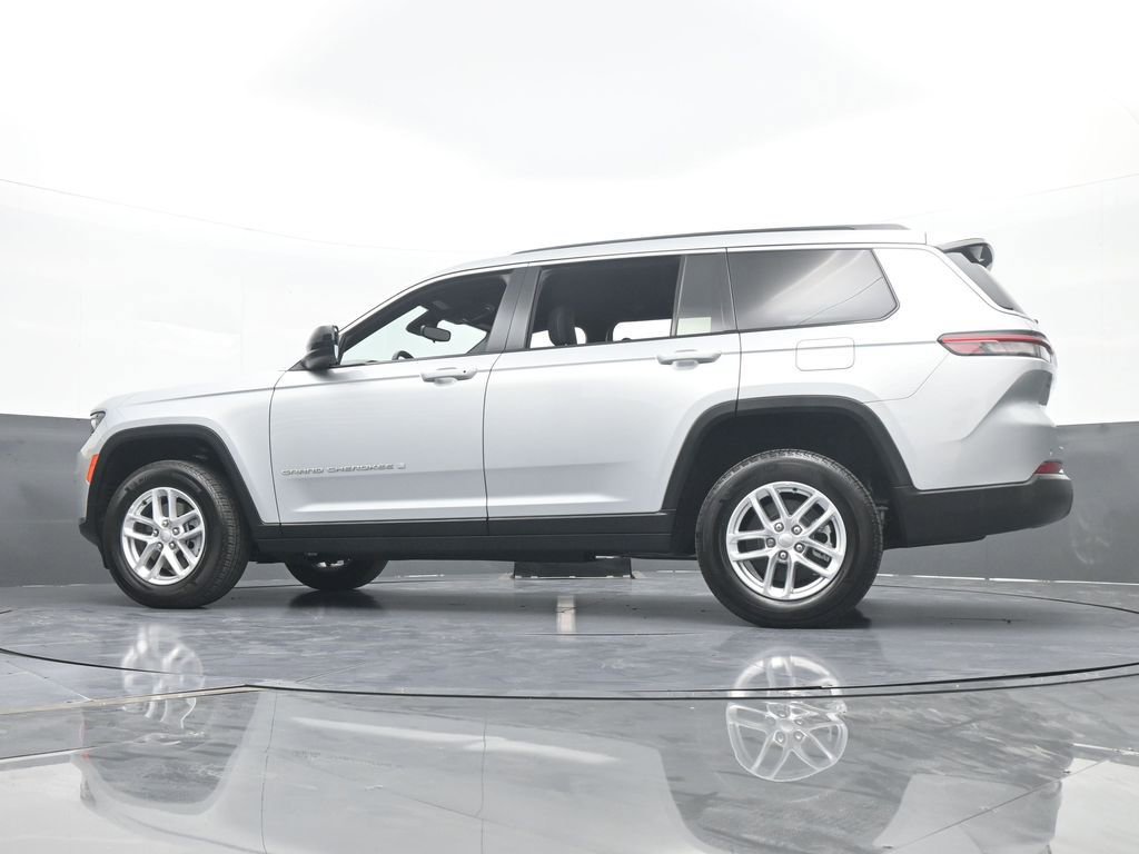 Used 2024 Jeep Grand Cherokee L Laredo w/ Luxury Tech Group I image 59