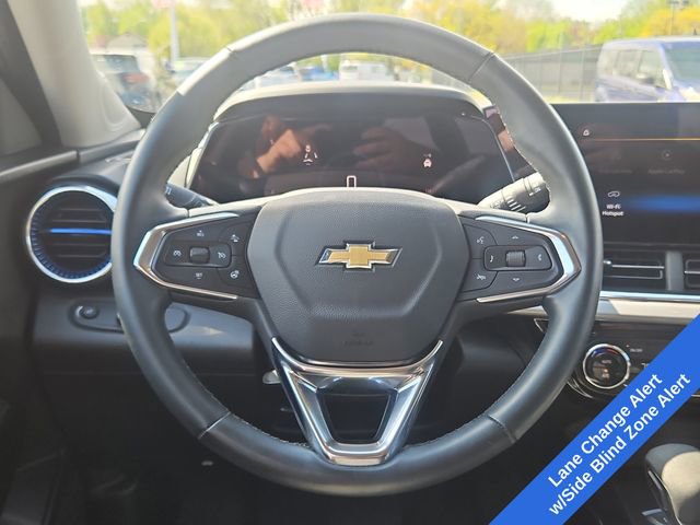 Used 2024 Chevrolet Trax LT w/ Driver Confidence Package FWD image 15