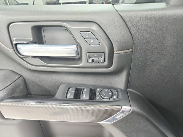 Used 2021 GMC Sierra 2500 AT4 image 31
