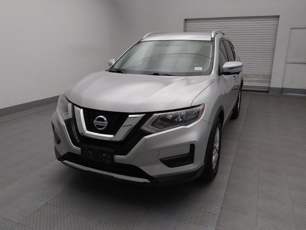 Used 2017 Nissan Rogue SV w/ SV Premium Package image 15