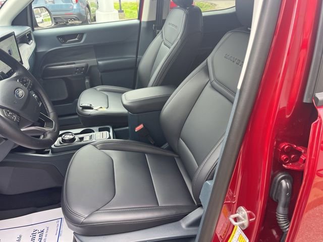 New 2026 Ford Maverick Lariat w/ Black Appearance Package image 19