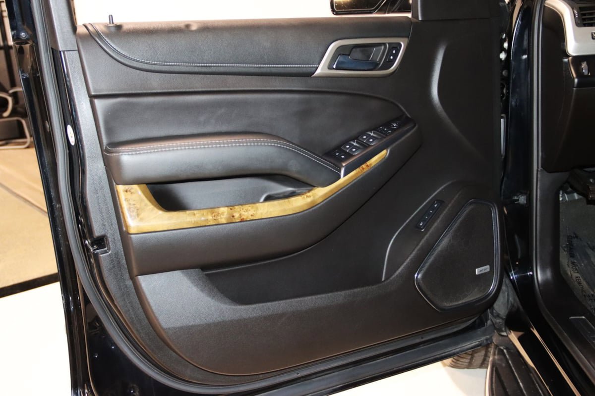 Used 2017 GMC Yukon Denali w/ Open Road Package image 39