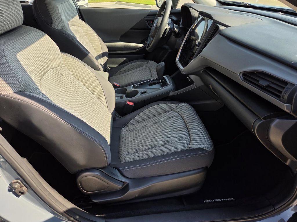 Used 2024 Subaru Crosstrek 2.0i Premium AWD/4WD image 9