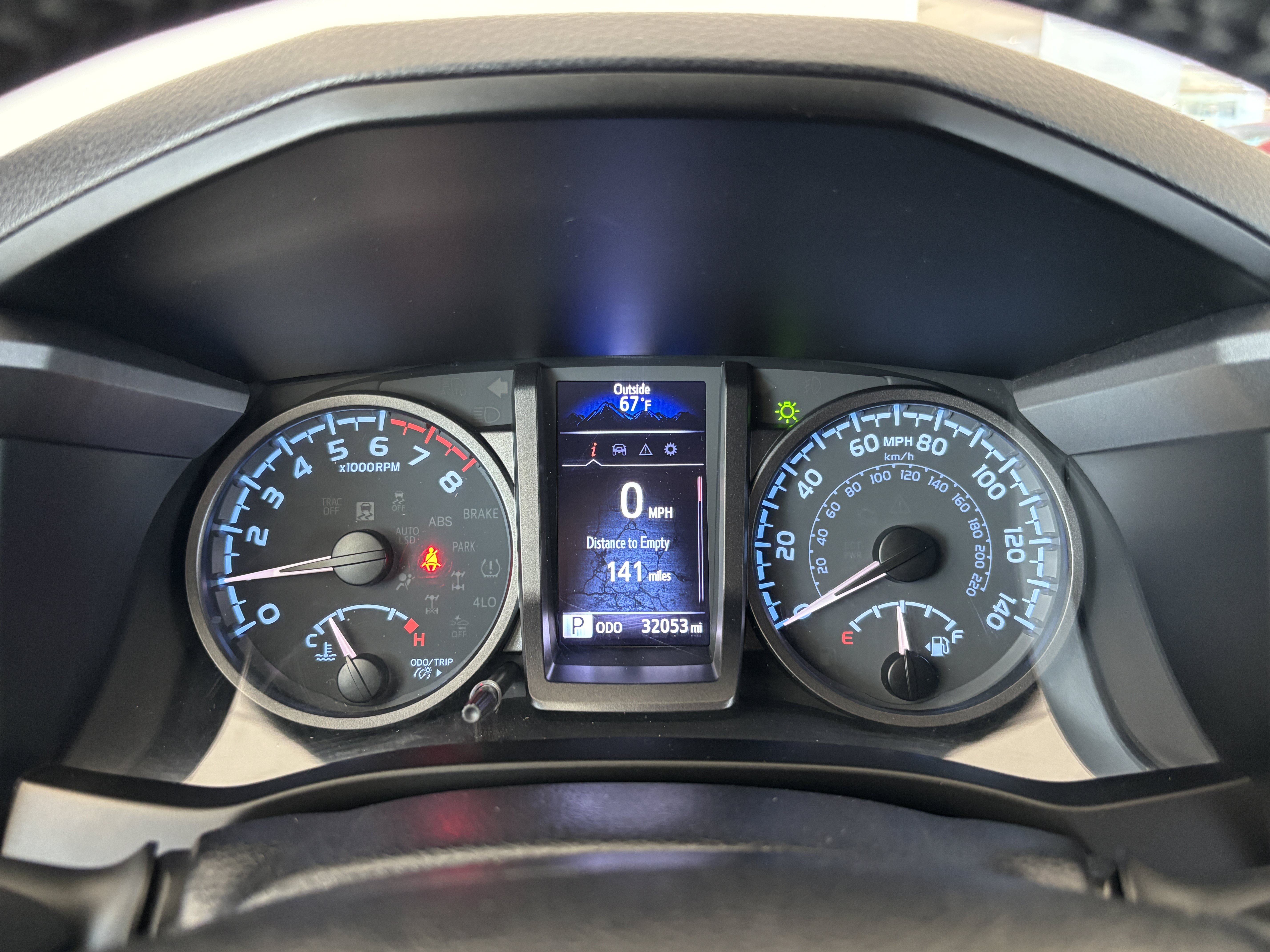 Used 2022 Toyota Tacoma TRD Sport w/ Technology Package AWD/4WD image 14