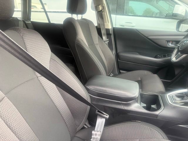 Used 2024 Subaru Outback Premium AWD/4WD image 6