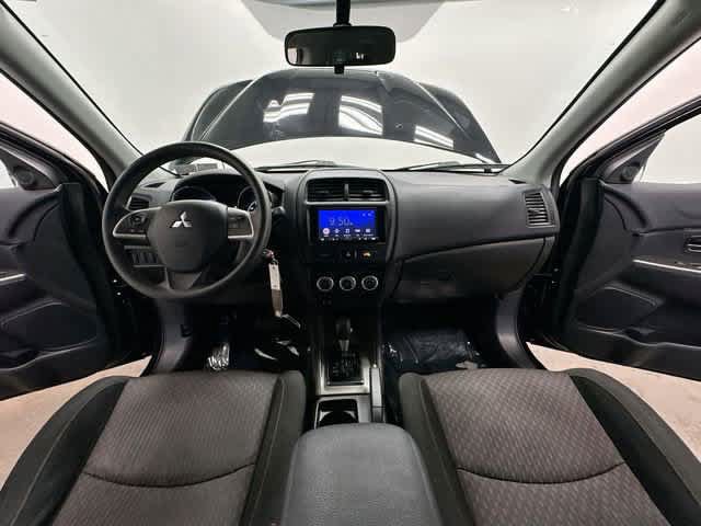 Used 2018 Mitsubishi Outlander Sport ES AWD/4WD image 17