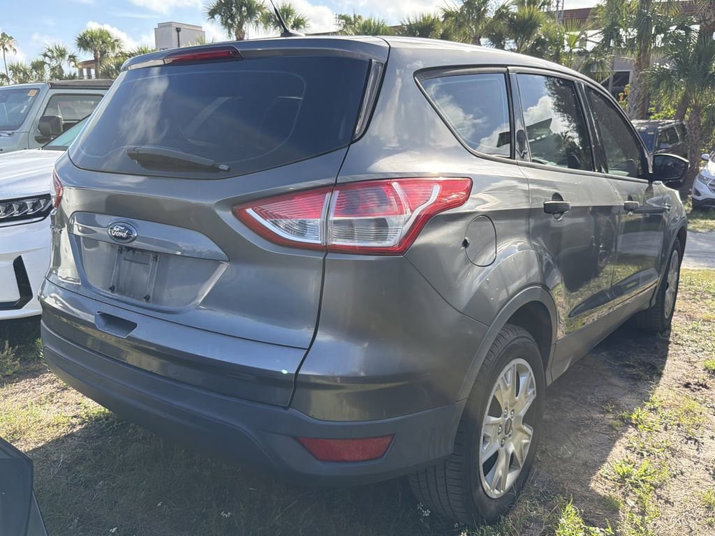 Used 2014 Ford Escape S FWD image 9