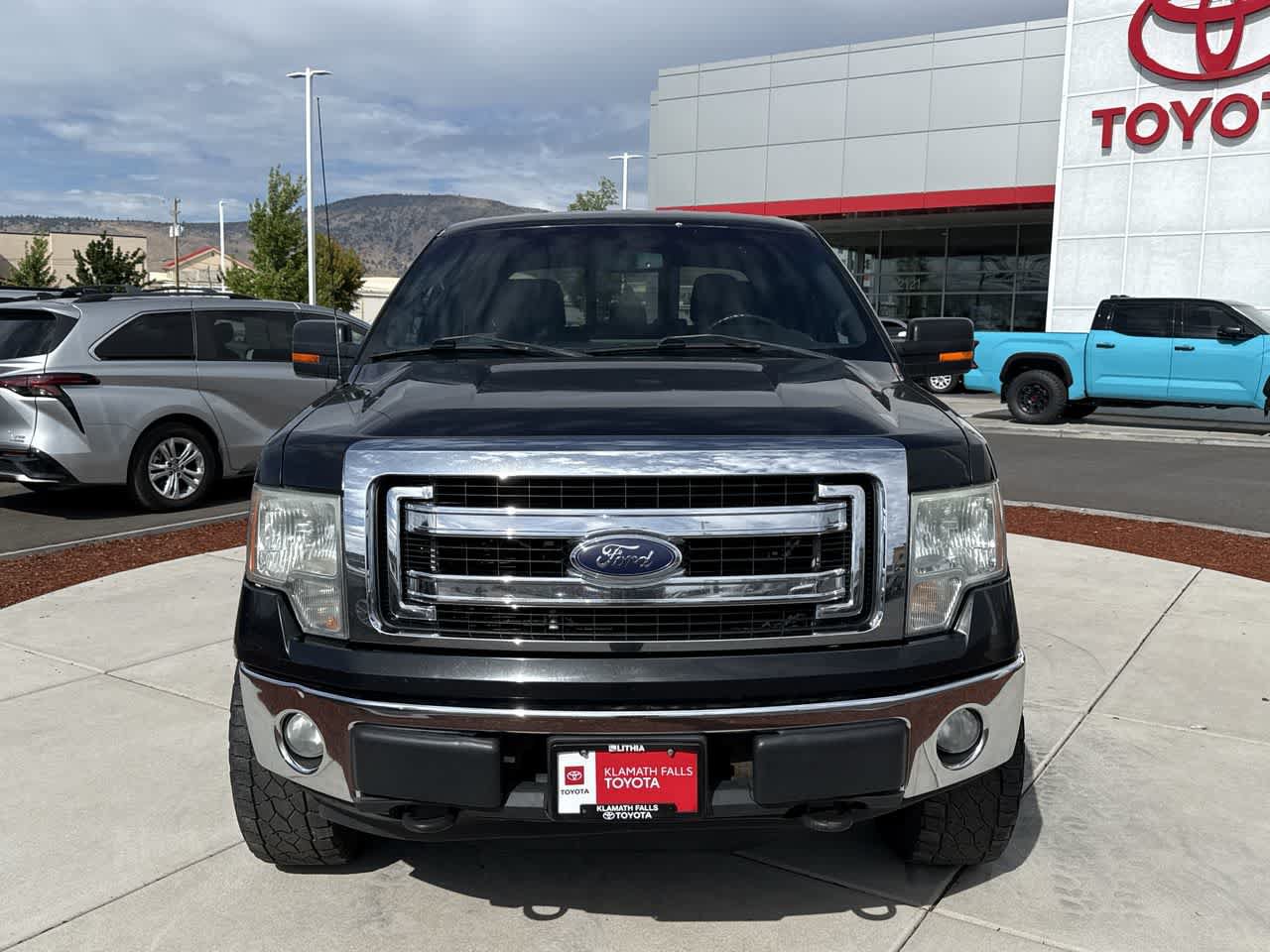 Used 2013 Ford F150 XLT w/ XLT Convenience Pkg AWD/4WD image 3