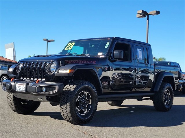 Used 2023 Jeep Gladiator Mojave w/ Cold Weather Group image 5