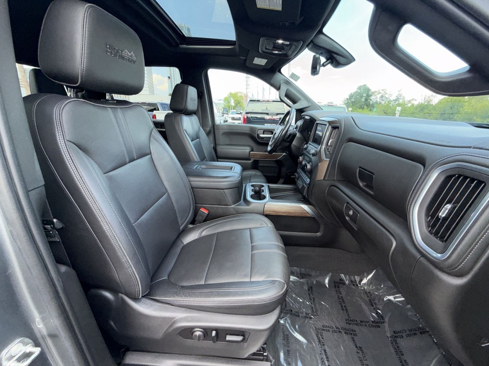 Used 2021 Chevrolet Silverado 1500 High Country w/ Technology Package AWD/4WD image 28