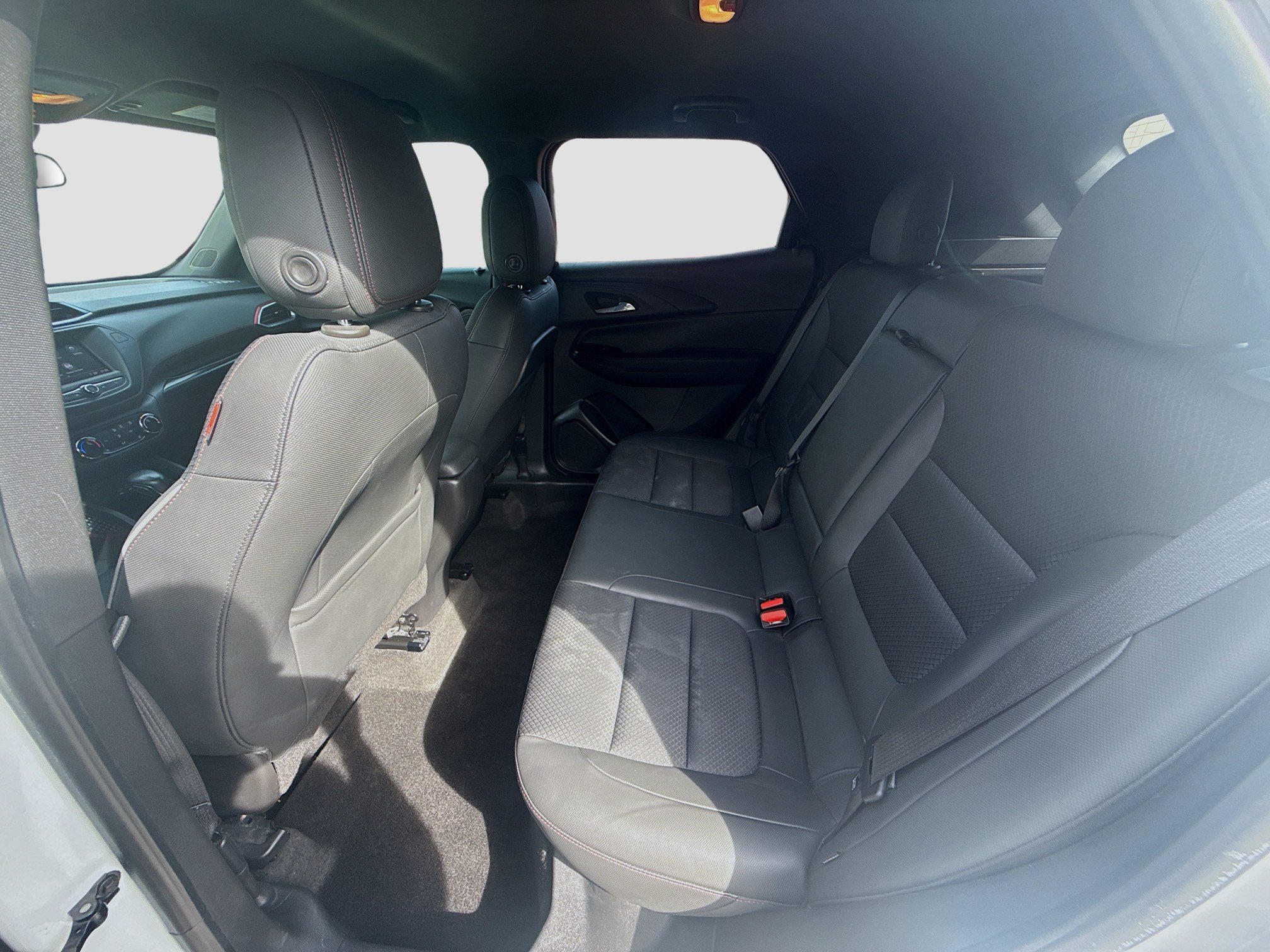 Used 2022 Chevrolet TrailBlazer RS FWD image 23