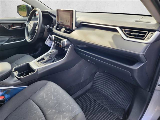 Certified 2025 Toyota RAV4 XLE FWD image 21