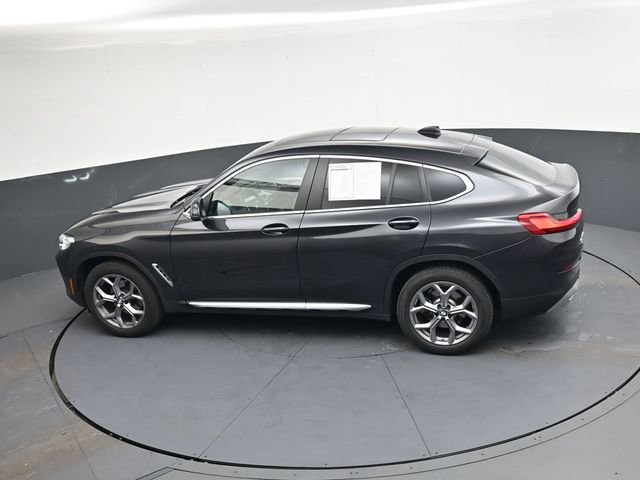 Used 2025 BMW X4 xDrive30i AWD/4WD image 32