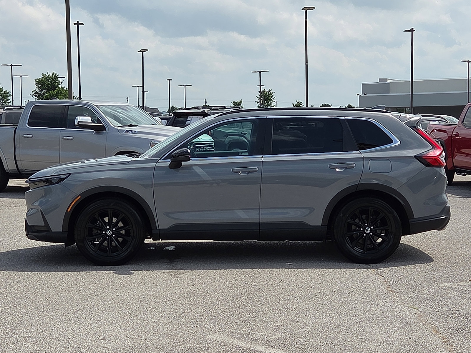 Used 2023 Honda CR-V Sport image 3
