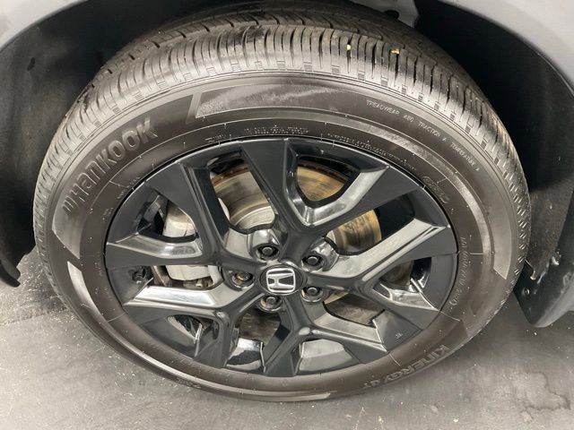 Certified 2025 Honda HR-V Sport image 9