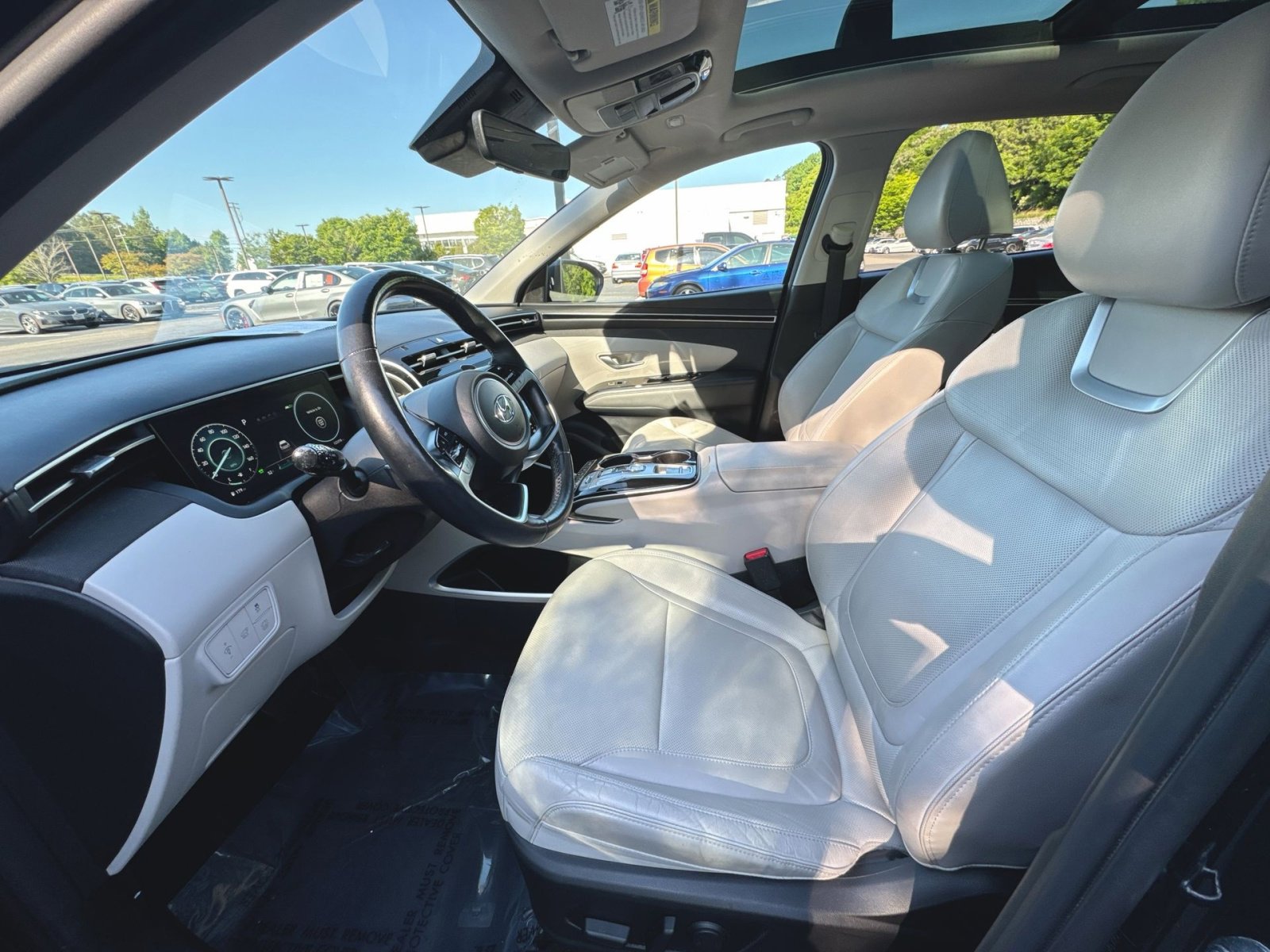 Used 2022 Hyundai Tucson Limited AWD/4WD image 10