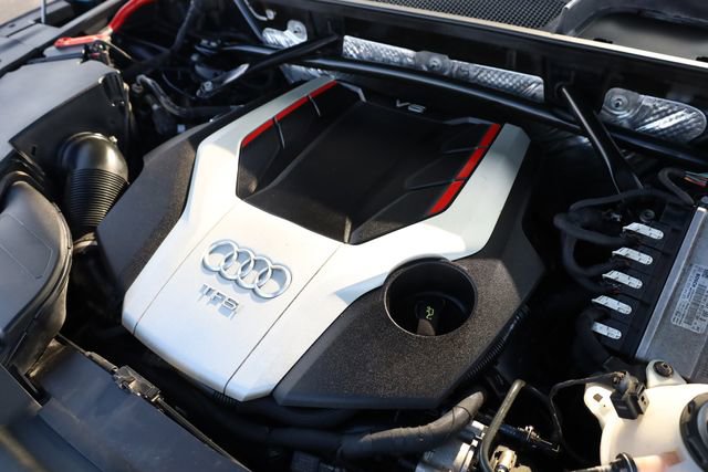 Used 2018 Audi SQ5 Prestige w/ Prestige Package image 8