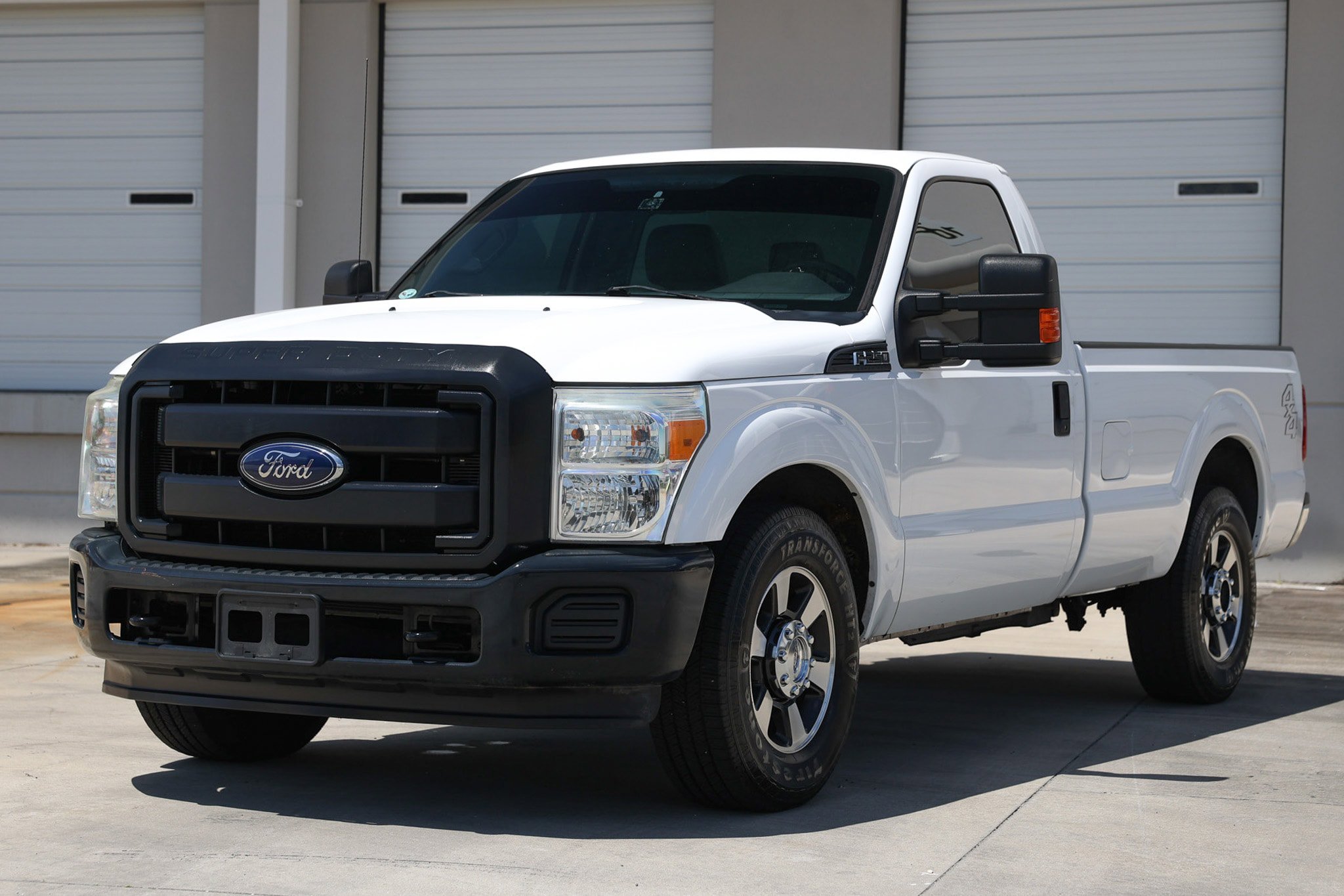 Used 2016 Ford F250 XL w/ Power Equipment Group RWD image 4