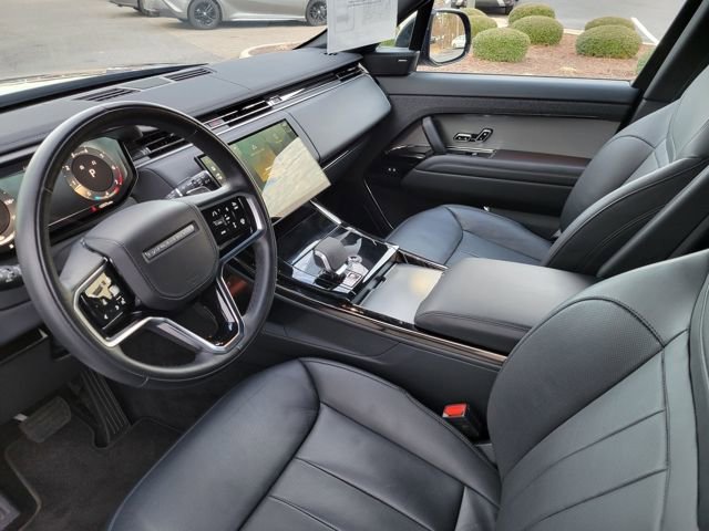 Used 2025 Land Rover Range Rover Sport SE image 26