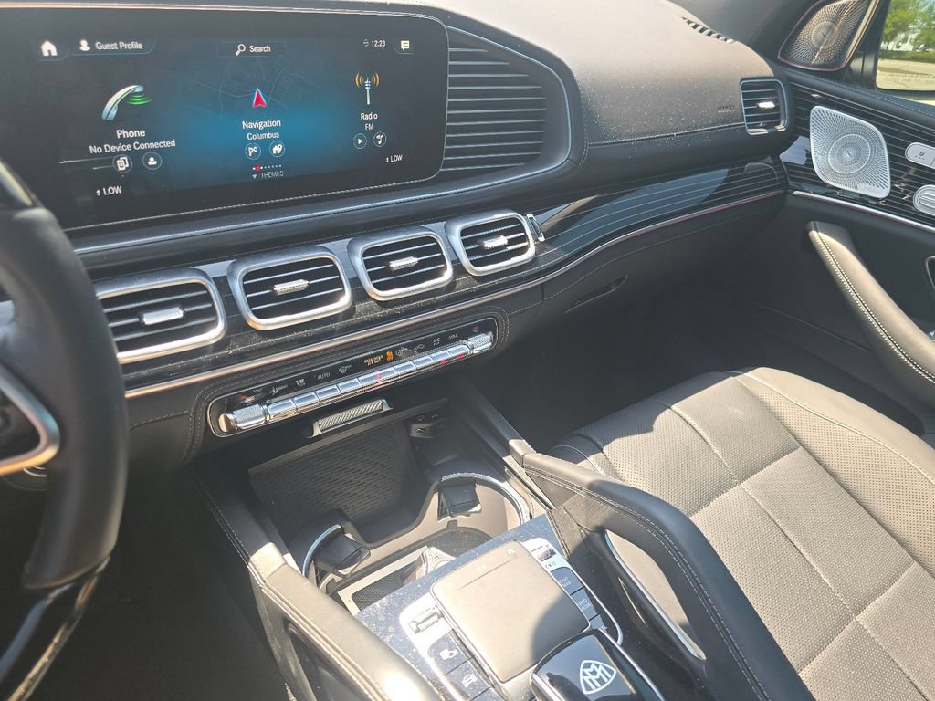 Used 2023 Mercedes-Benz Maybach GLS 600 4MATIC image 30