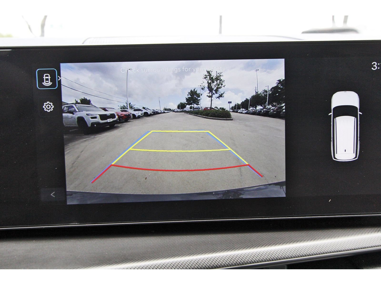 Used 2025 Hyundai Santa Fe SEL AWD/4WD image 24