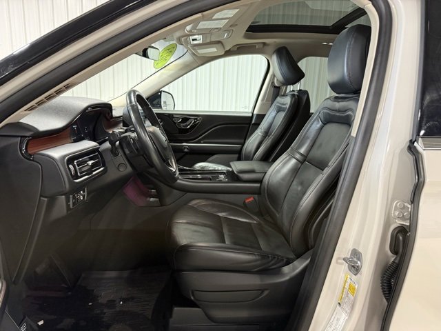 Used 2023 Lincoln Aviator Reserve image 10