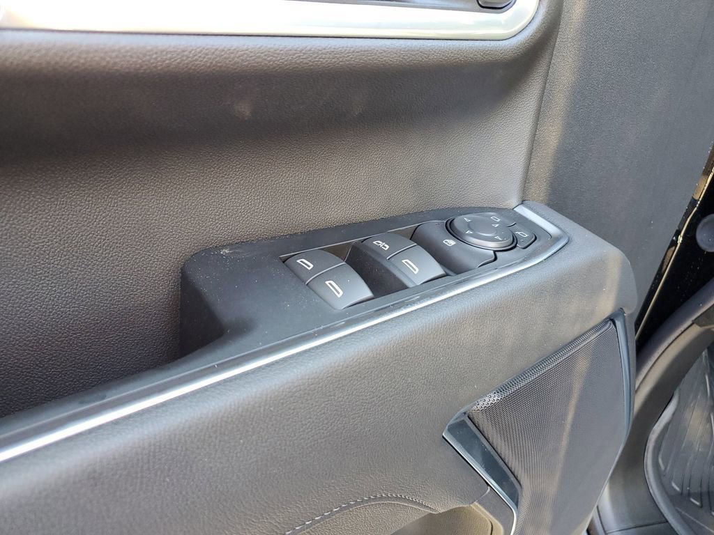 New 2026 GMC Sierra 2500 SLE w/ SLE Value Package; image 12