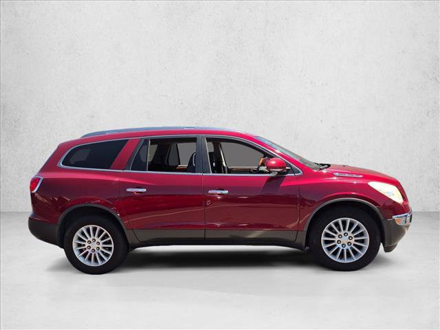 Used 2011 Buick Enclave CXL FWD image 4
